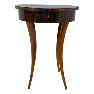 Oval Biedermeier Side Table with Drawer in Walnut Veneer, South Germany, 1820 For Sale
