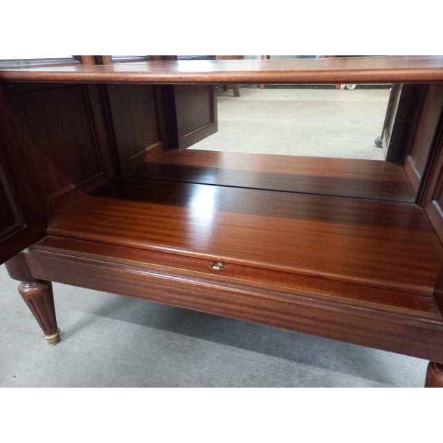 Louis XVI Mahogany Showcase, 1950s For Sale - Image 16 of 18