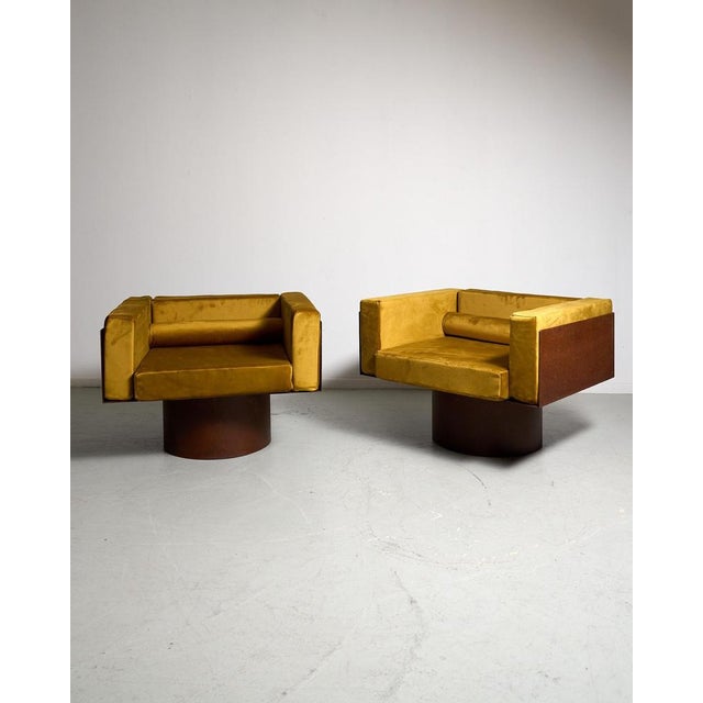Corten Steel Seating Group, 1980s, Set of 2, in Very Good conditions. Designed 1980 to 1989