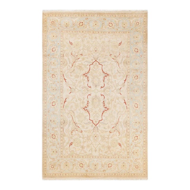 Vintage Traditional Hand Knotted Wool Area Rug, Ivory - 6'0" X 9'3" For Sale - Image 9 of 9