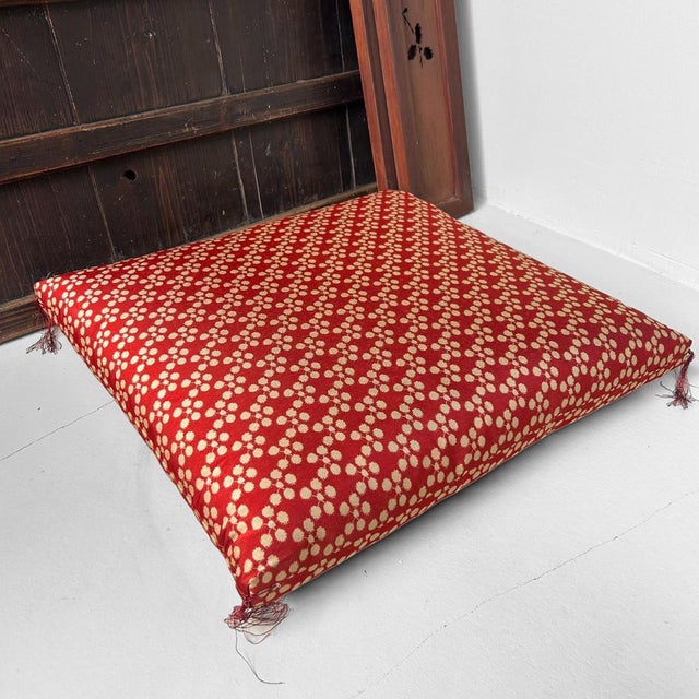 Japanese Zabuton Floor Cushions, 1980s, Set of 5 For Sale - Image 14 of 18
