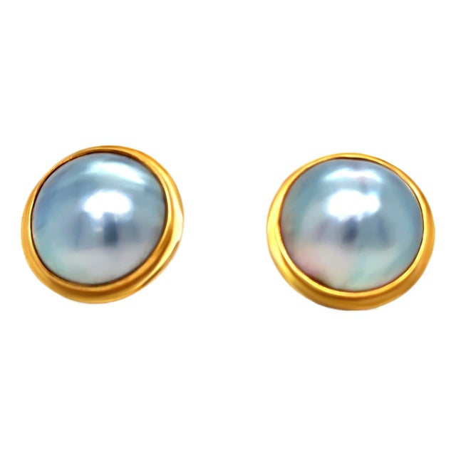 18ct Yellow Gold Mabe Tahitian Pearl Earrings 17mm 10.26g, A Pair For Sale