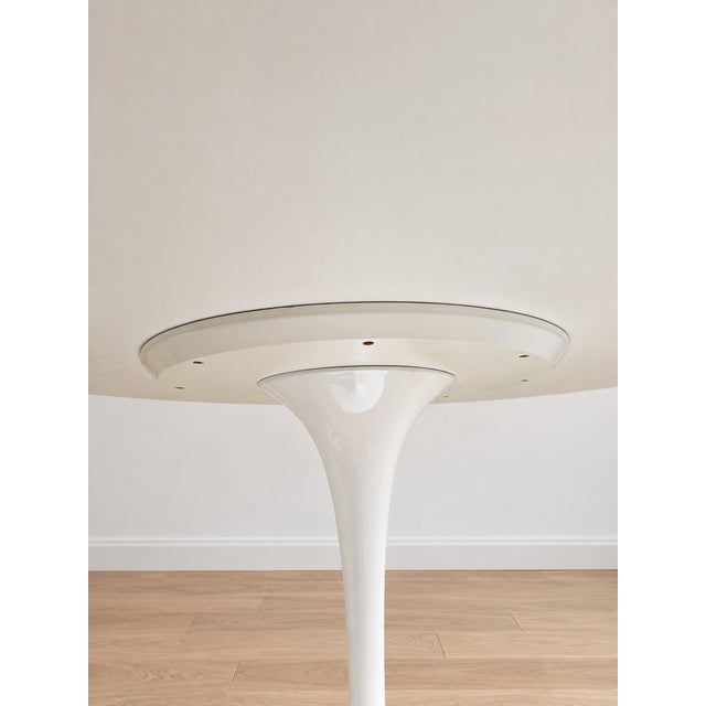 Mid-Century Modern Round Tulip Table by Eero Saarinen for Knoll Inc. / Knoll International, 1970s For Sale - Image 3 of 14