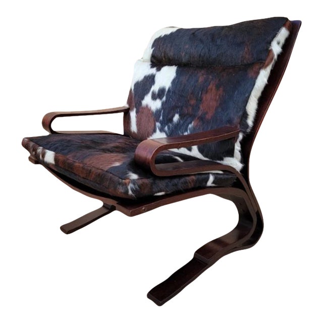 Mid Century Modern Danish Rosewood Siesta Chair by Ingmar Relling Newly Reupholstered in Cowhide For Sale
