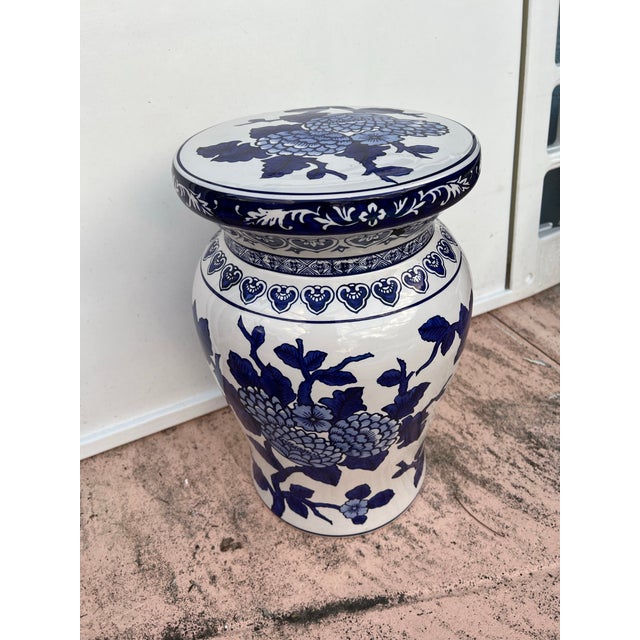 Late 20th Century Blue & White Ceramic Asian Garden Stool or Plant Stand For Sale In West Palm - Image 6 of 10