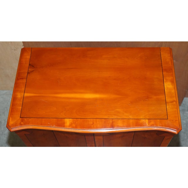 Yew Wood TV Media Cupboard For Sale - Image 6 of 17