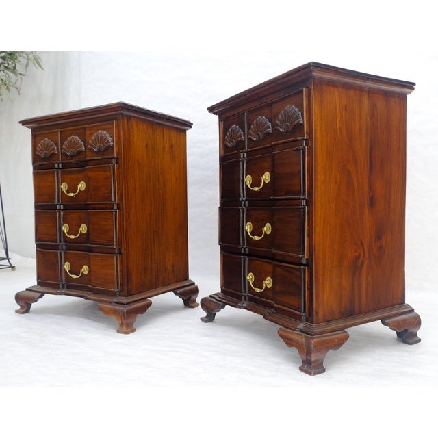 Kittinger Pair of Solid Mahogany Brass Pull 4 Drawer Bracket Feet Night Stands Tables MINT For Sale - Image 4 of 18