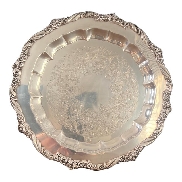 Rogers Bros “Heritage” Silverplate Tray For Sale