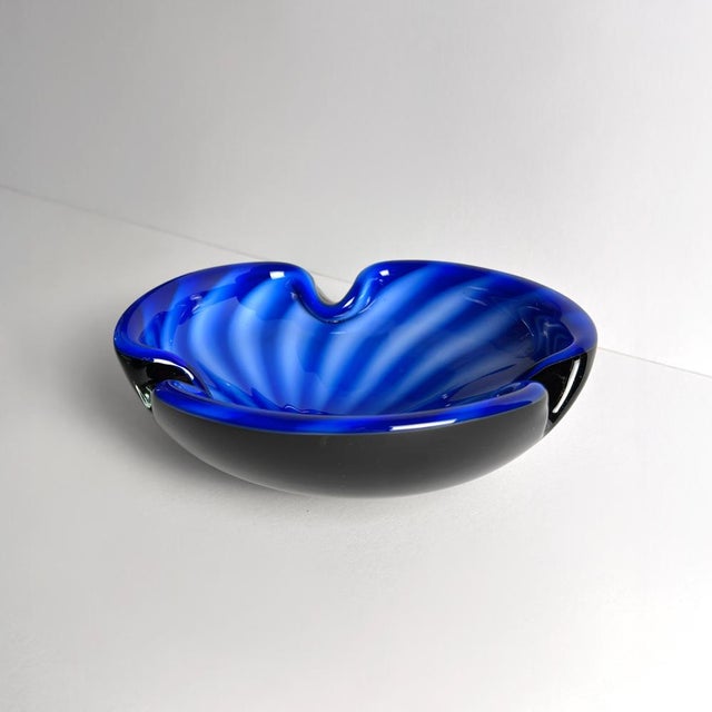 Black Murano Sommerso Glass Bowl by Alfredo Barbini, 1970s For Sale - Image 8 of 10