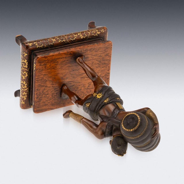 Antique Japanese Meiji Gilt Bronze Labourer Figurine by Miyao Ei, 19th Century For Sale - Image 9 of 18