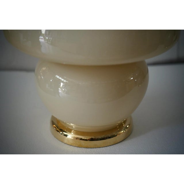 Blown Cream Glass and Brass Table Murano Lamp in style of Vistosi, 1970s For Sale - Image 4 of 9