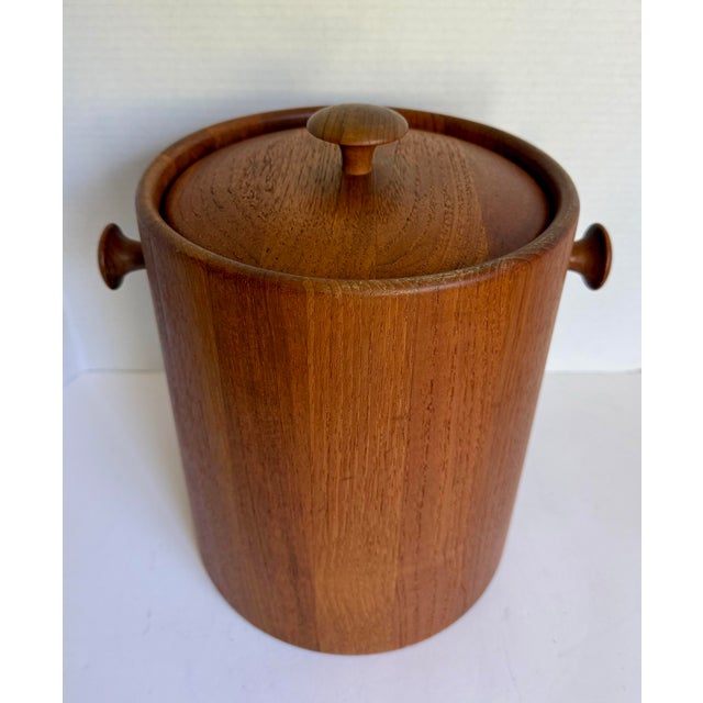 1960s Vintage Mid-Century Danish Modern Teak Ice Bucket With Lid & Liner For Sale - Image 5 of 12