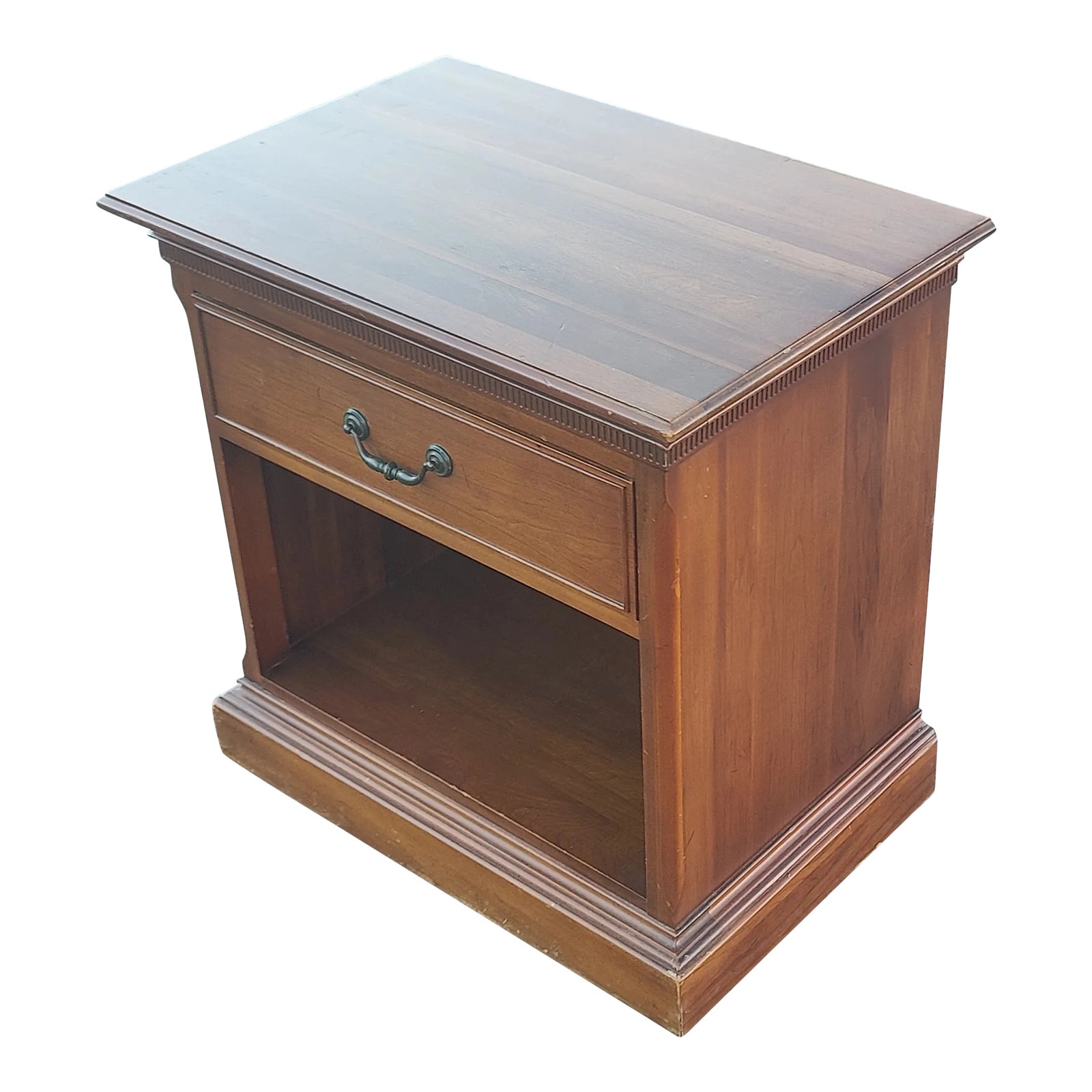 Mid 20th Century Vintage Ethan Allen Georgian Court Nightstand