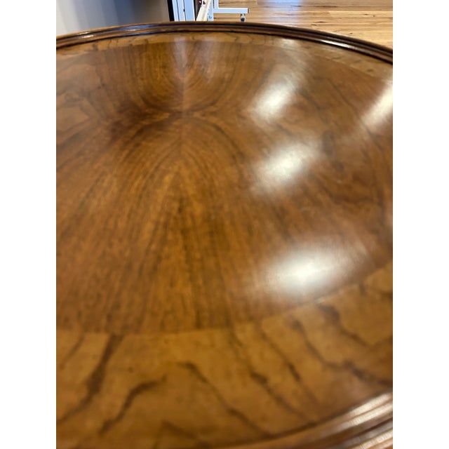 Vintage Baker Furniture Queen Anne Burl Walnut Round Accent Table | Georgian Style Carved Shell Side Table With Drawer For Sale - Image 11 of 12