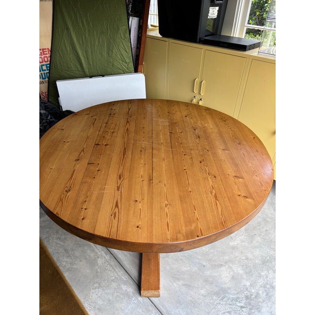 Tan 1970s Mid-Century Rainer Daumiller Inspired Solid Pine Round Pedestal Dining Table For Sale - Image 8 of 11