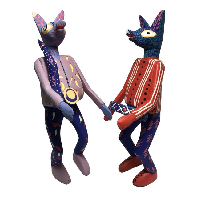 Vintage 1990s Pepe Santiago Signed Oxacan Hand Painted Wooden Figurines - Set of 2 For Sale