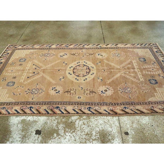 Textile Galerie Shabab Collection Early 20th Century Handmade Khotan 5' X 9' Light Brown Gallery Rug For Sale - Image 7 of 9