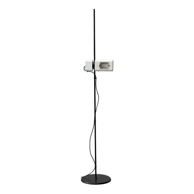 Model Aton Terra Floor Lamp by Ernesto Gismondi for Artemide, 1980s For Sale