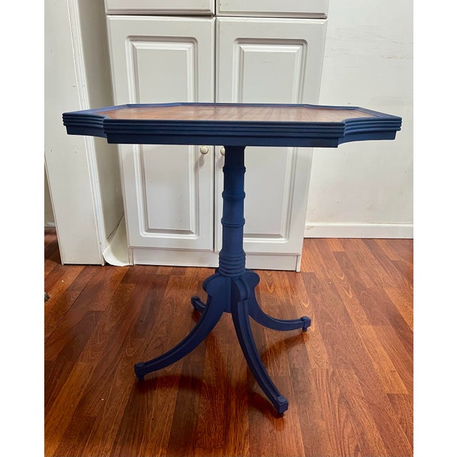 Accent End Lamp Side Table Vintage. Very good, restored condition. Base is painted with high quality Blue chalk paint, top...
