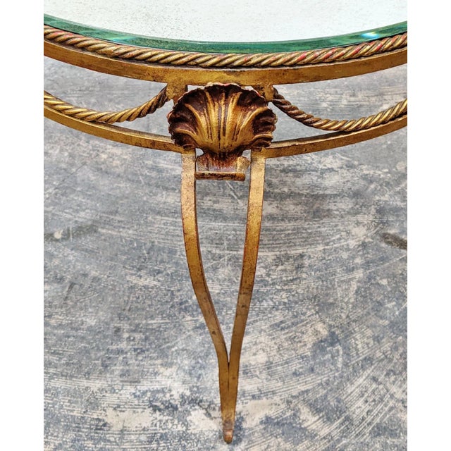 Vintage Italian Mid-Century Modern Gilt Metal & Mirror Top Round Coffee Table For Sale - Image 4 of 11