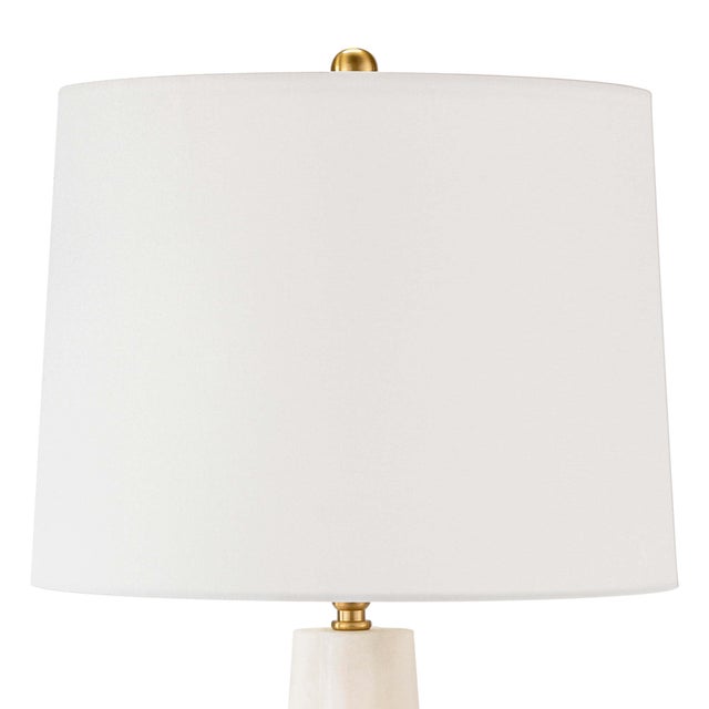 Traditional Regina Andrew Quatrefoil Alabaster Table Lamp Small For Sale - Image 3 of 9
