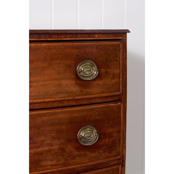 Early 19th Century Mahogany Inlaid Bowfront Chest For Sale - Image 4 of 10