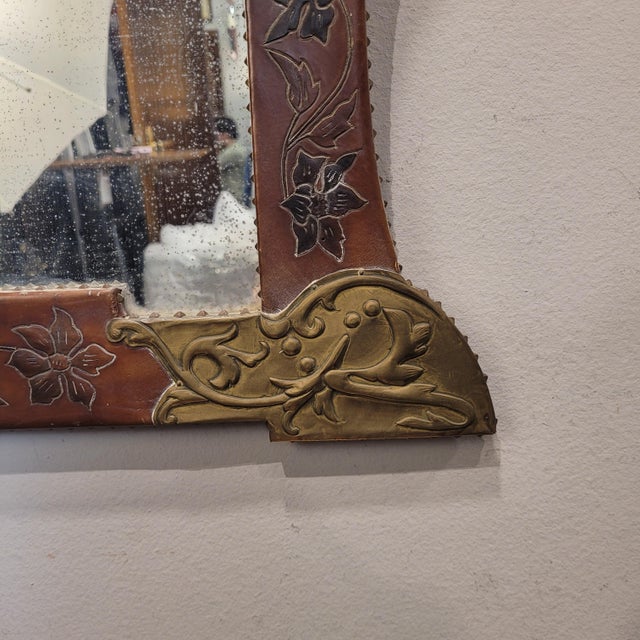 Art Nouveau Mirror in Gilt Brass and Leather after Gabriel Viardot, France, 1930s For Sale - Image 10 of 18