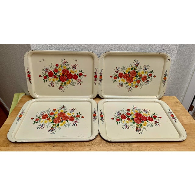 Set of Four Cottage Chic Large Floral Trays For Sale - Image 9 of 11