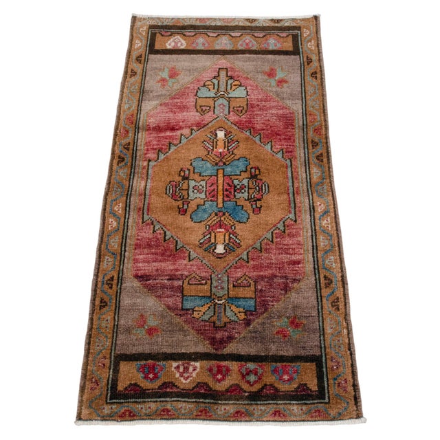 1970s 1970s Hand Knotted Small Rug, Entryway Rug, Bath Mat, Kitchen Decor, Turkish Rug, Doormat 1'6" X 3'3" For Sale - Image 5 of 13