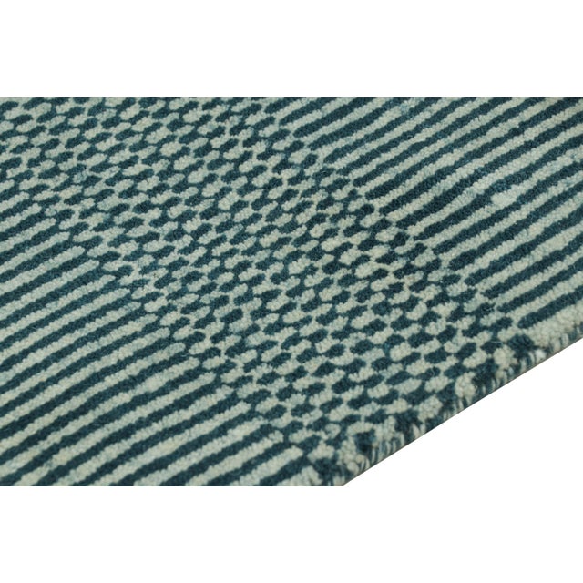 Rug & Kilim’s Modern Rug in Cream and Blue, With Stripes and Geometric Patterns For Sale In New York - Image 6 of 7