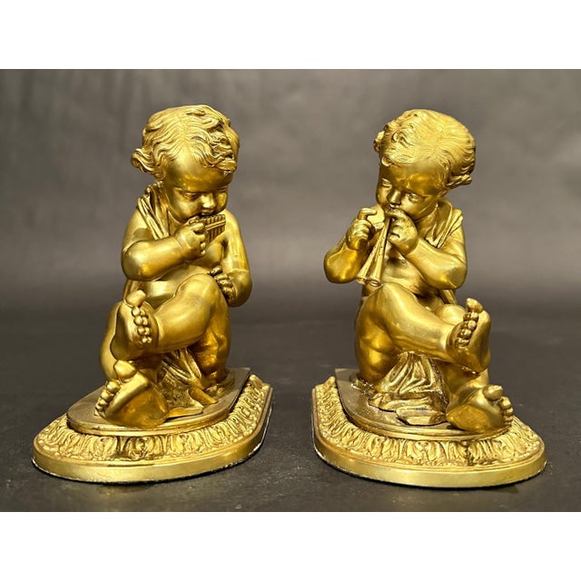 Figurative Early 20th Century Pair Of Antique Gilt Bronze Bookends Children With Musical Instruments For Sale - Image 3 of 7