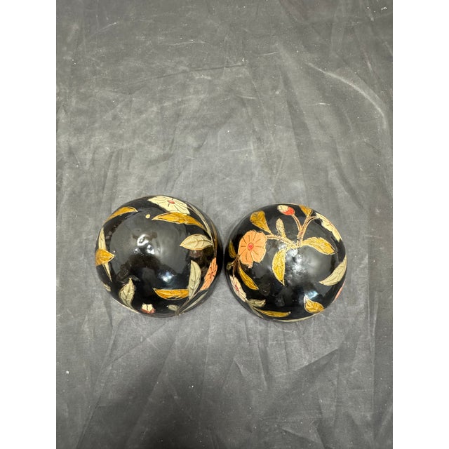 Mid 20th Century Vintage Black Gold Orange Cloisonné Brass Enamel Floral Egg Trinket Box 6 In For Sale - Image 5 of 11