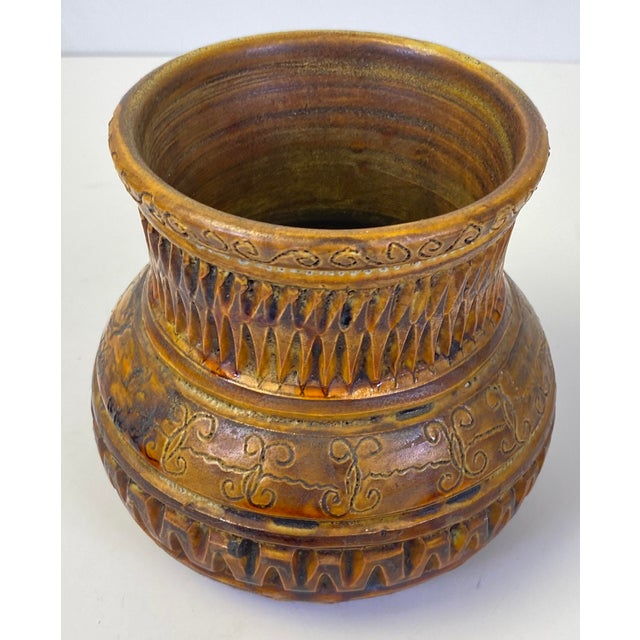 Brown Vintage Brutalist Studio Pottery Ceramic Drink Set, Pitcher, Ice Bucket, 6 Goblets - 8 pcs For Sale - Image 8 of 9