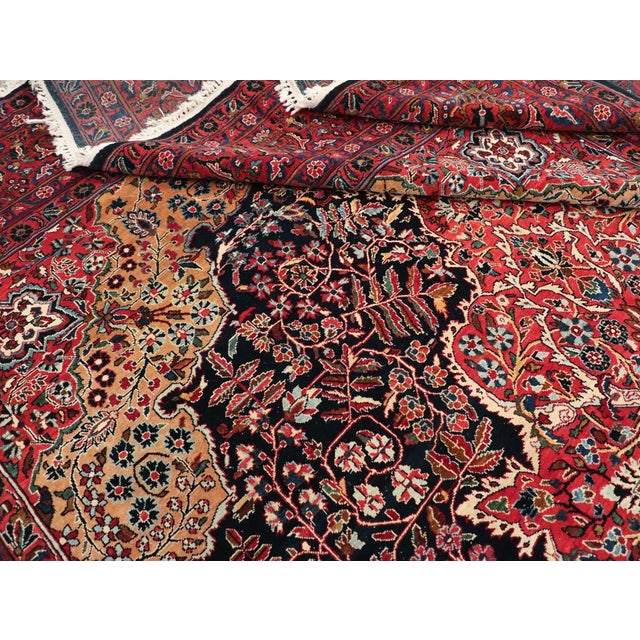 Galerie Shabab Collection Early 20th Century Persian Sarouk Room Size Carpet For Sale - Image 10 of 10
