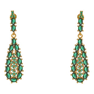 Queen’s Grace Emerald Drop Earrings, A Pair For Sale