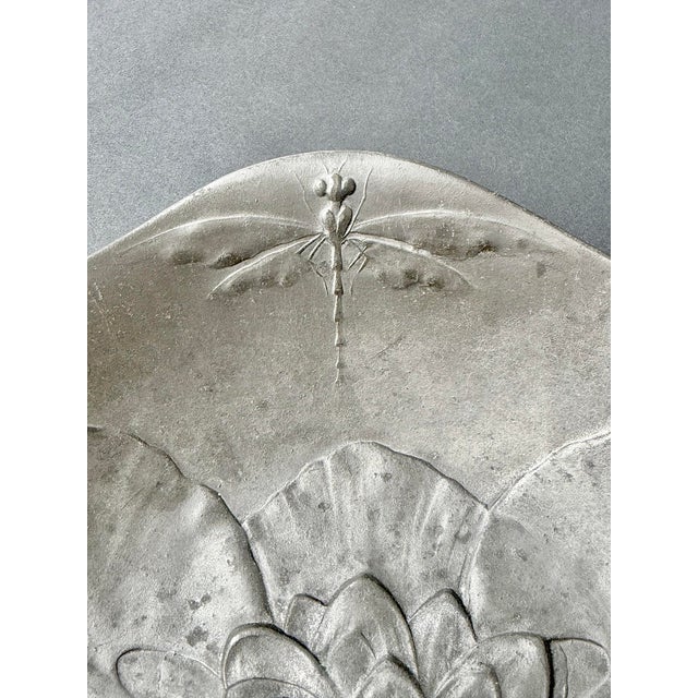 Signed Kayserzinn and Designed by Hugo Leven Art Nouveau Era Pewter Center Bowl. For Sale - Image 6 of 9