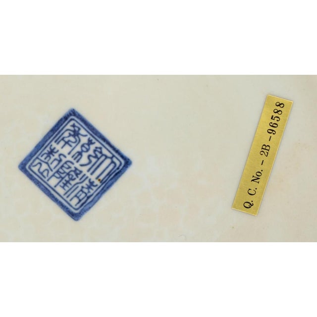 Chinese Blue and White Porcelain Umbrella Stand For Sale In New York - Image 6 of 6