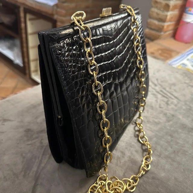 Contemporary An Elegant 1950s Retro Black Leather and Brass Italian Shoulder Bag For Sale - Image 3 of 13