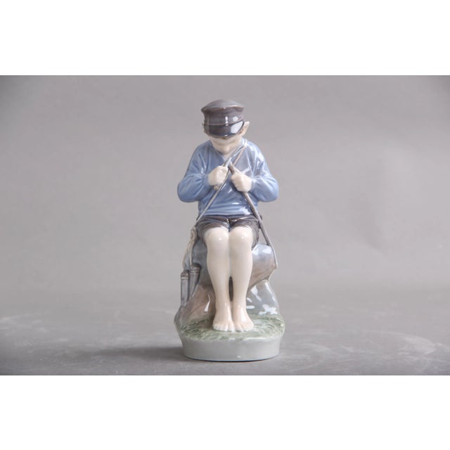 Ceramic Royal Copenhagen, Figure: 905. 1962 Denmark. For Sale - Image 7 of 7