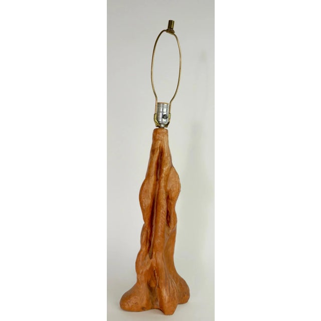Mid-Century Modern 1950s Organic Modern Faux Wood Ceramic Table Lamp For Sale - Image 3 of 7