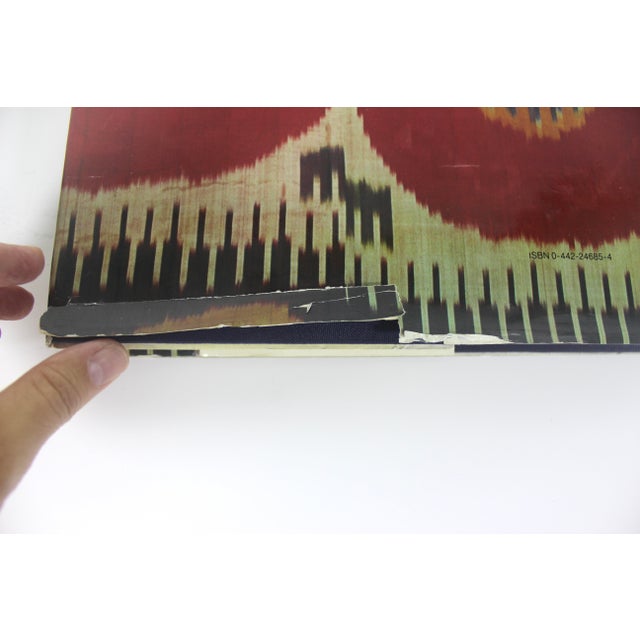 1970s 1976 the Dyer’s Art Ikat, Batik, Plangi Large Size Hardcover Hard Cover Art Book Bookshelf Styling For Sale - Image 5 of 15
