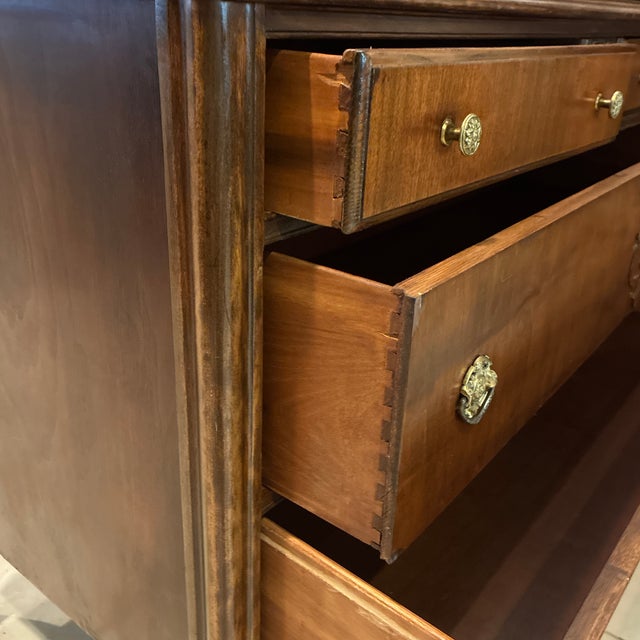 Early 20th Century Mahogany Dresser With Mirror For Sale - Image 11 of 12