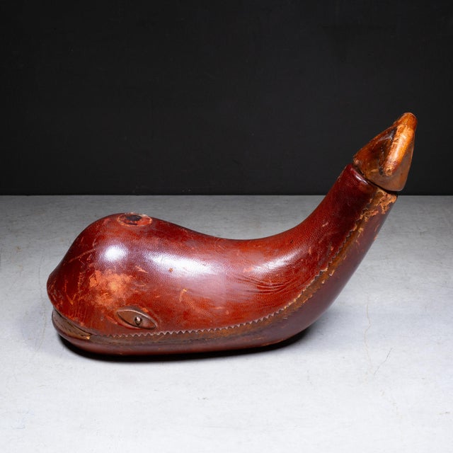 Mid-Century Leather Whale Bottle Decanter, Italy c.1960 For Sale - Image 4 of 8