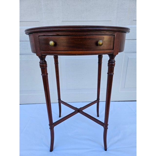 Early 20th Century Early 20th Century Georgian Style Oval Mahogany Side Table For Sale - Image 5 of 18