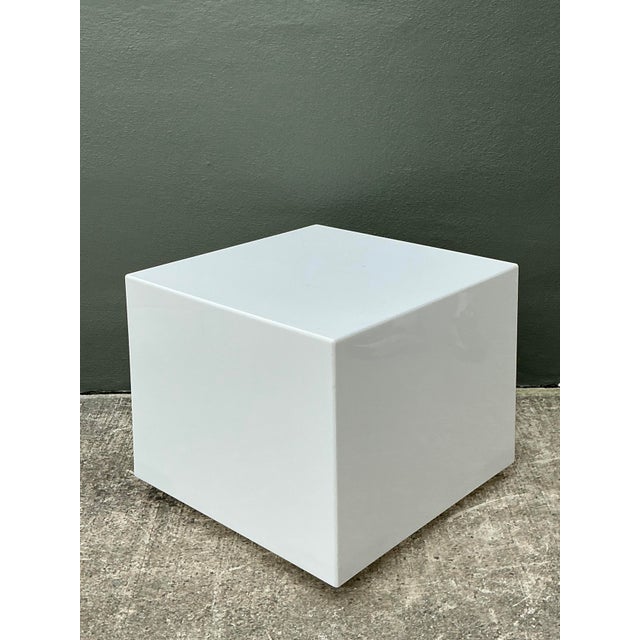 Contemporary Vintage Postmodern Lucite Box Side Table For Sale - Image 3 of 12