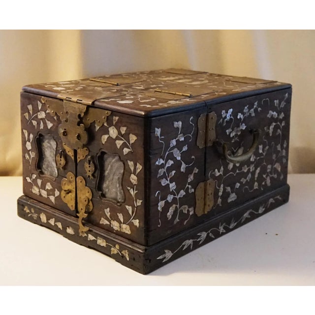 Antique Chinese Ladies Accessory Box Qing Dynasty For Sale In Atlanta - Image 6 of 9