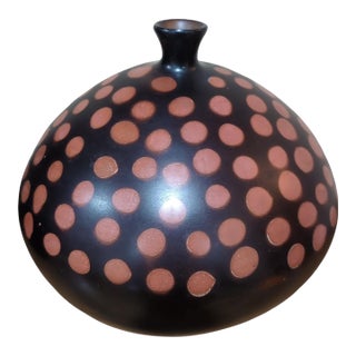 VTG Jose Sosa Peru Pottery Vase 10" Signed Black Terracotta Polka Dot Art For Sale