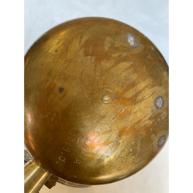 Great little brass crumb catcher. What a fun, vintage piece to add to your collection. Please check out my other listings.