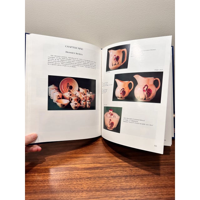 1990s Watts Pottery Collector Hardcover Identification Book 1993 For Sale - Image 5 of 9