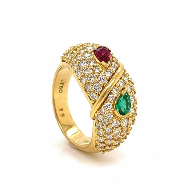 Hammerman Brothers Diamond Ruby & Emerald 18k Yellow Gold Ring - Size 5.5 For Sale - Image 4 of 9